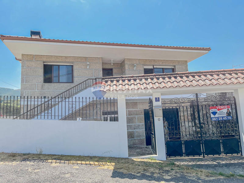Chalet adosado en venta, A Mouta, Pontevedra